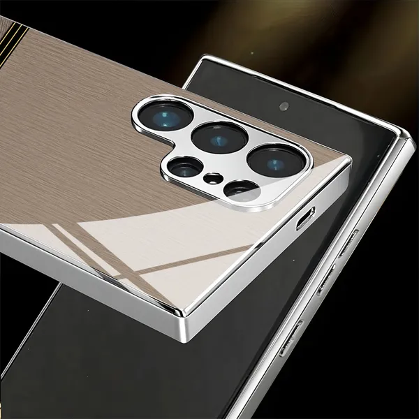 Beige_Textured_Phone_Case_With_Black_Gold_Stripe