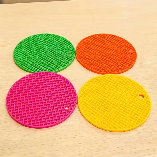 Silicone_Heat_Resistant_Non-Slip_Trivet_Mat_For_Hot_Cookware_Pack_of_3