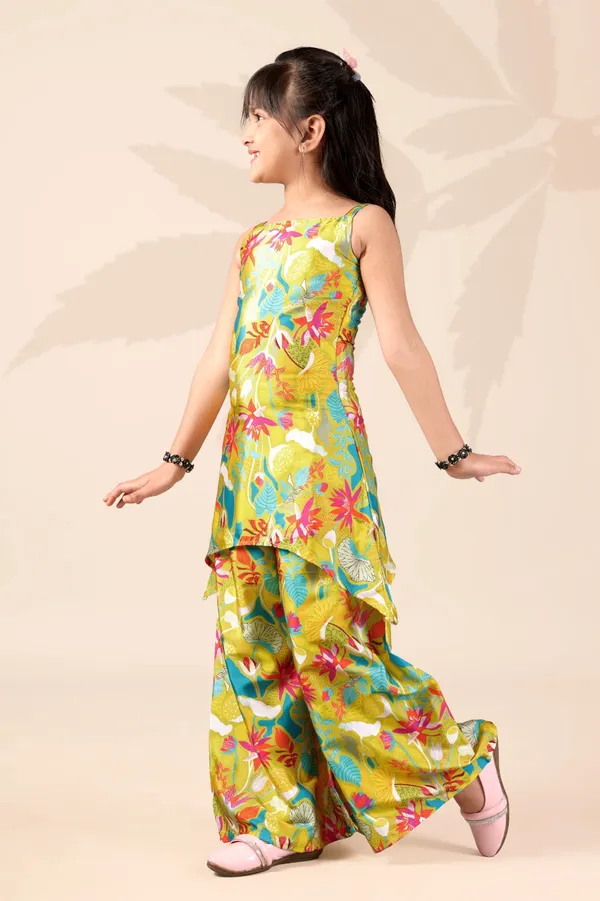 Yellow_Crepe_Silk_Floral_Print_Sleeveless_Kurta_Set_For_Girl