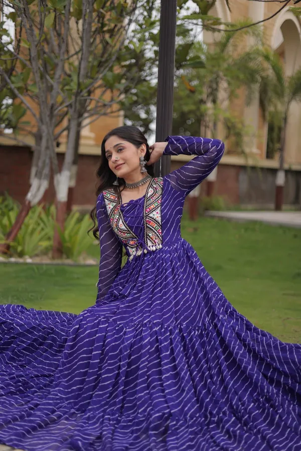 Purple_Georgette_Embroidered_Anarkali_Dress_For_Women