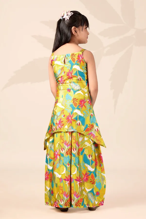 Yellow_Crepe_Silk_Floral_Print_Sleeveless_Kurta_Set_For_Girl