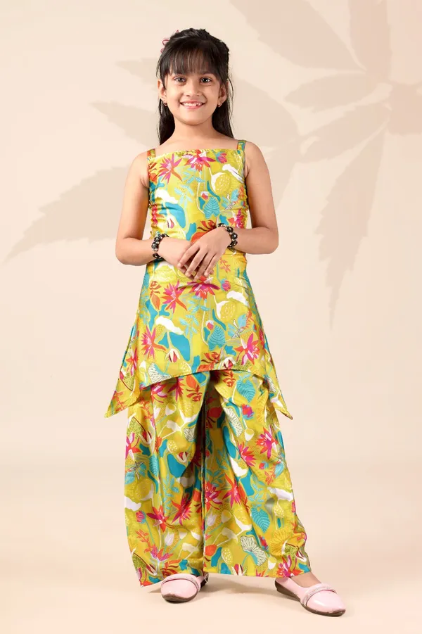 Yellow_Crepe_Silk_Floral_Print_Sleeveless_Kurta_Set_For_Girl