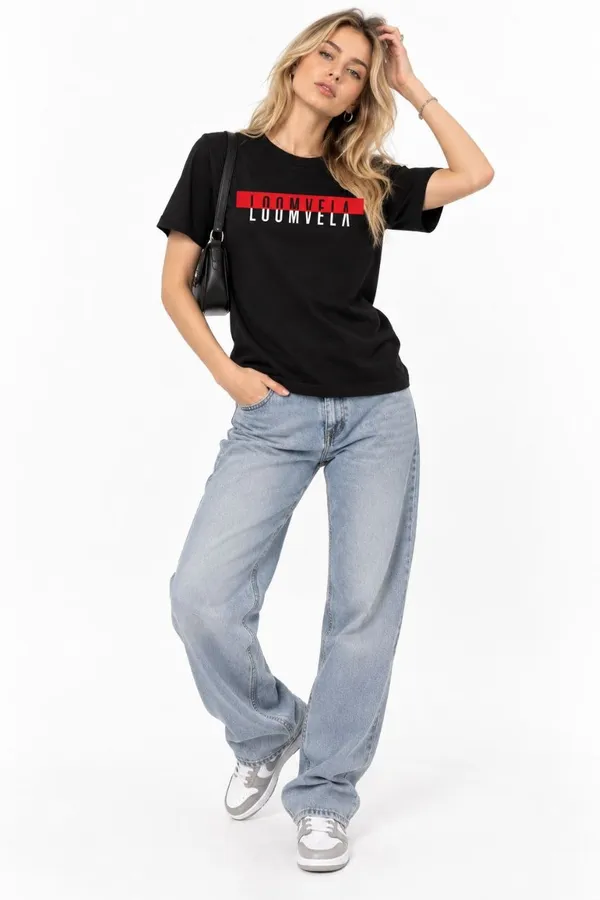 Black_Graphic_Print_T-Shirt_For_Women