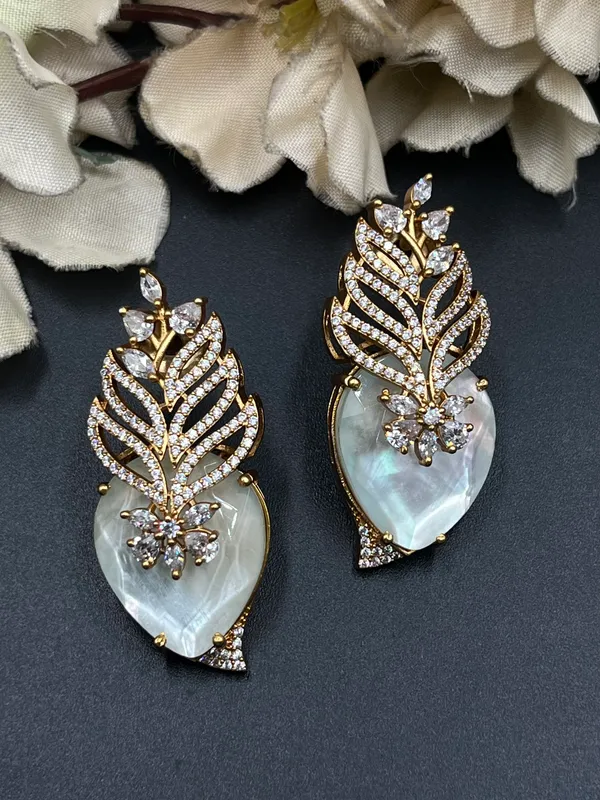 Gold_Tone_Leaf_Floral_Pearl_Drop_Earrings_For_Women