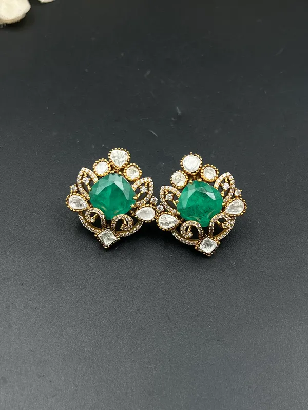 Green_Gold-Tone_Faceted_Stone_Leaf_Detail_Stud_Earrings_For_Women
