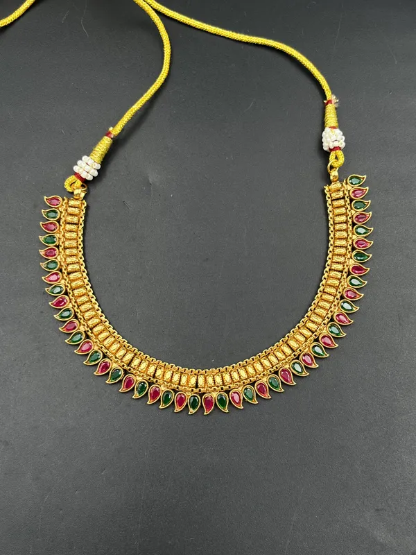 Gold_Multicolor_Teardrop_Necklace_Set_For_Women