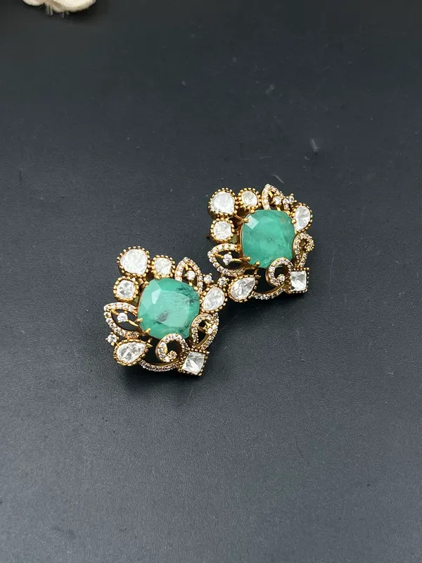 Green_Gold-Tone_Faceted_Stone_Leaf_Detail_Stud_Earrings_For_Women