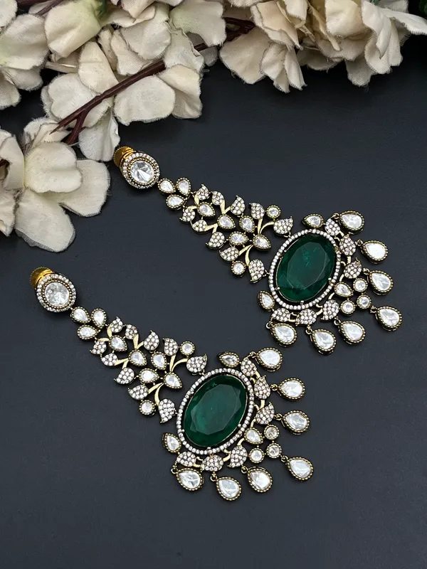 Gold_Green_Stone_Floral_Chandelier_Drop_Earrings_For_Women