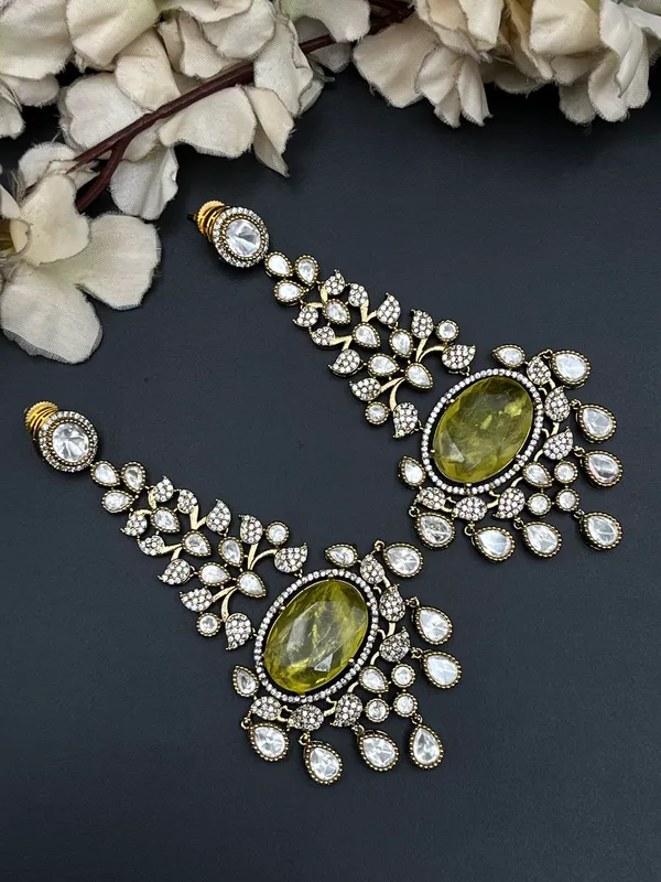 Gold_Green_Stone_Studded_Bajubandh_Earring_Pair__For_Women