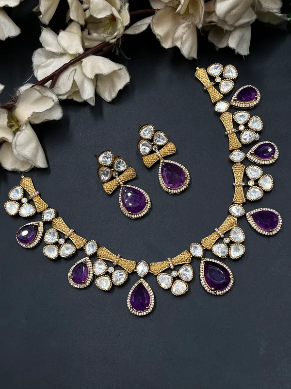 Gold_&_Purple_Stone_Teardrop_Necklace_Set_For_Women