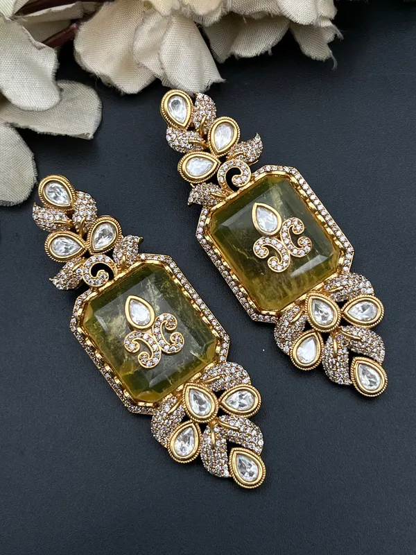 Gold_Green_Stone_Rectangular_Drop_Earrings_For_Women