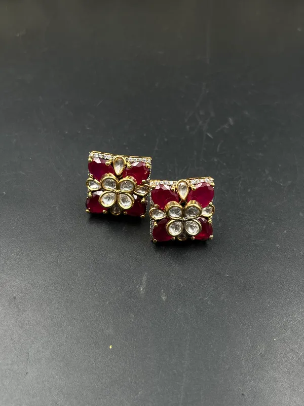 Red_Stone_Square_Floral_Stud_Earrings_For_Women