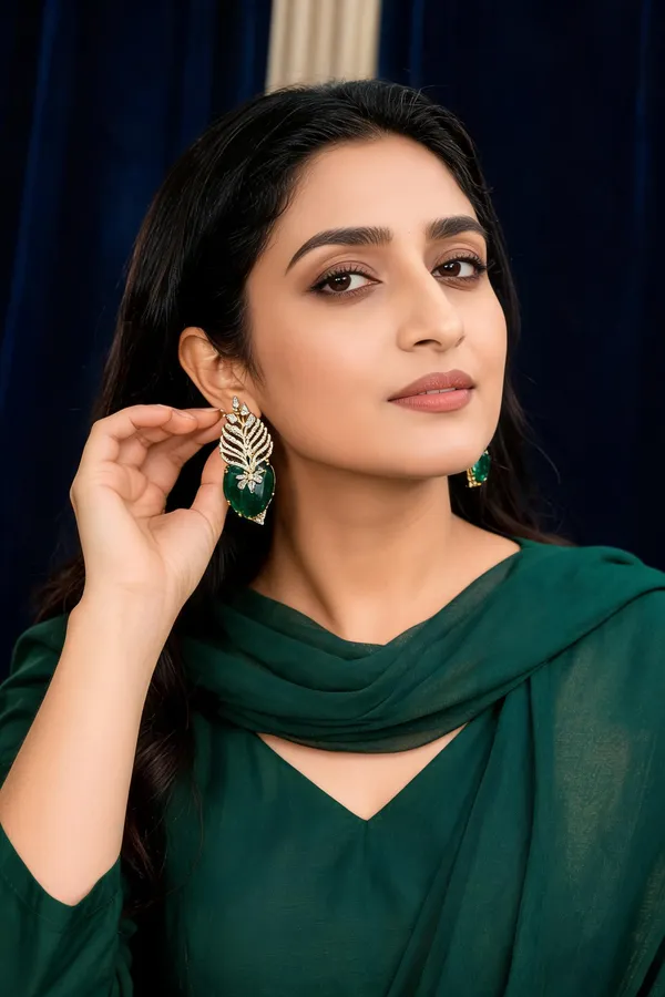 Gold_Green_Stone_Leaf_Motif_Drop_Earrings_For_Women
