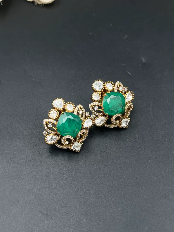 Green_Gold-Tone_Faceted_Stone_Leaf_Detail_Stud_Earrings_For_Women