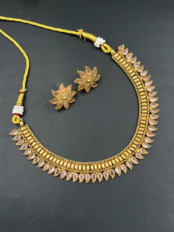 Gold_Pink_Teardrop_Stone_Necklace_Set_For_Women