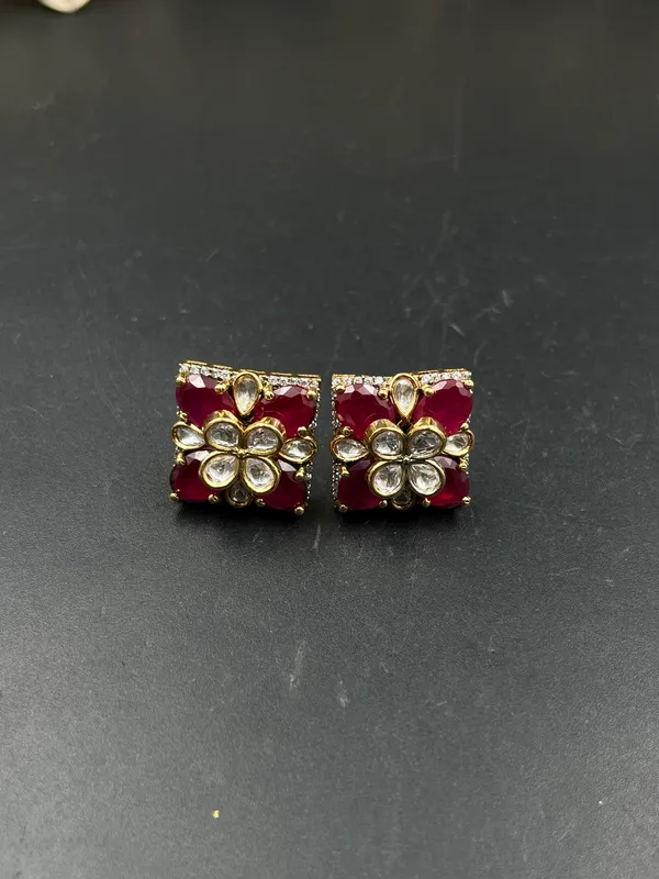 Red_Stone_Square_Floral_Stud_Earrings_For_Women