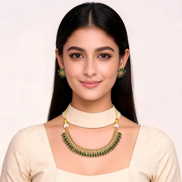 Gold_Green_Teardrop_Stone_Necklace_Set_For_Women