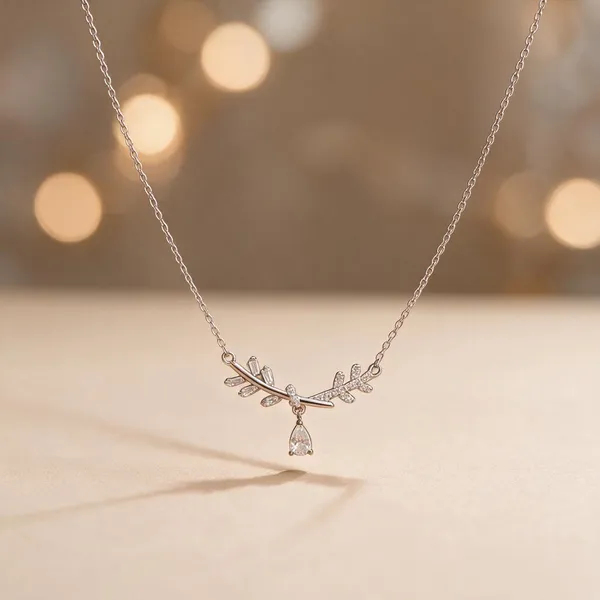Rose_Gold_Metal_Floral_Pendant_Necklace_For_Women