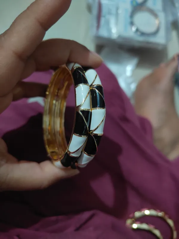 Black_White_Designer_Bangles_for_Women