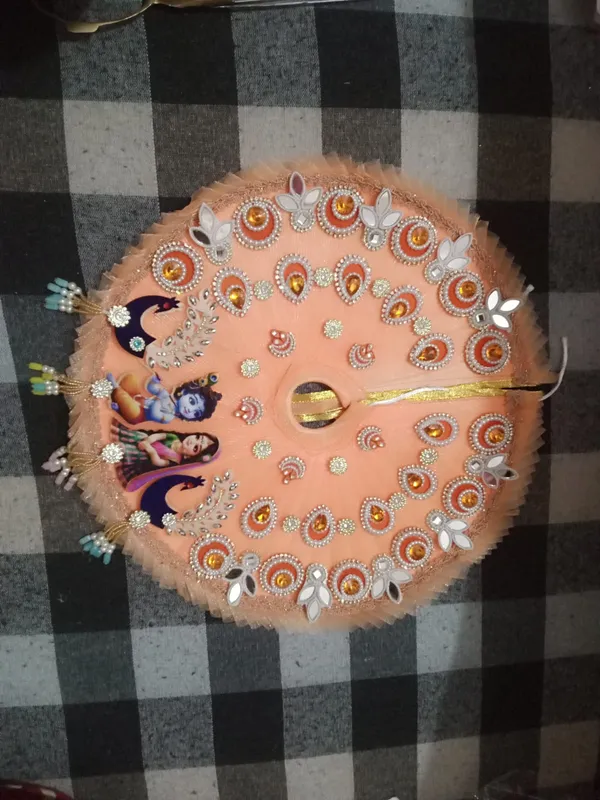 Fabric_Devotional_Radha_Krishna_Decorated_Pooja_Thali
