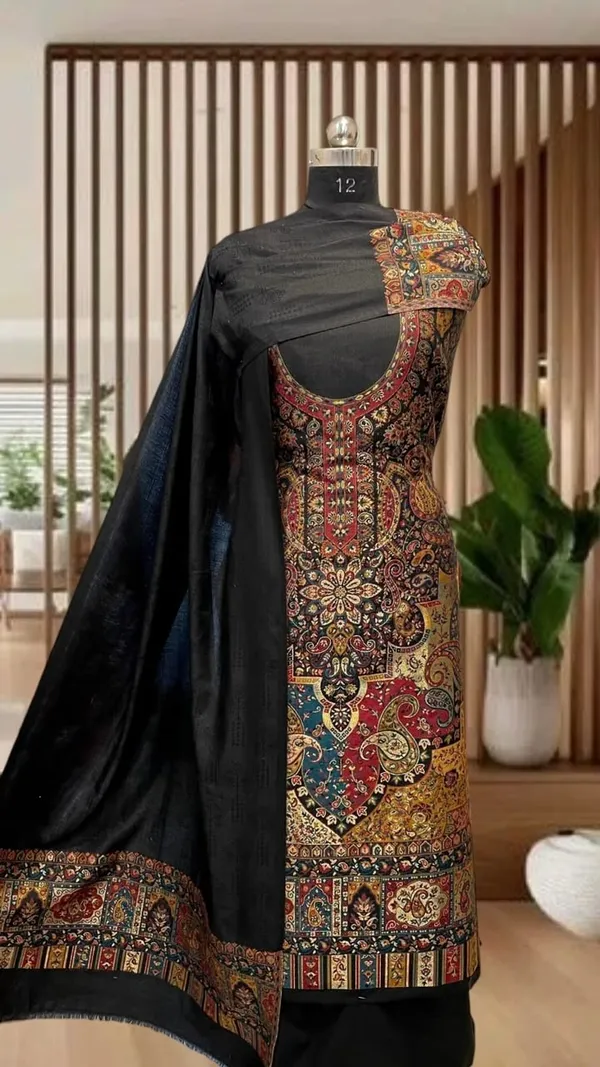 Black_Wool_Printed_Straight_Suit_Set_For_Women