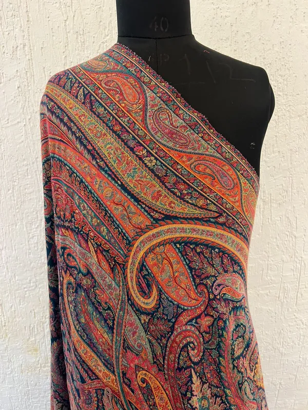 Multicolor_Wool_Shawl_For_Unisex