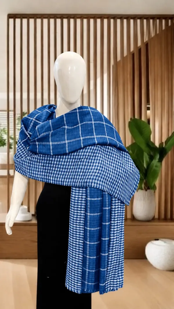 Blue_Wool_Checkered_Stole_For_Unisex
