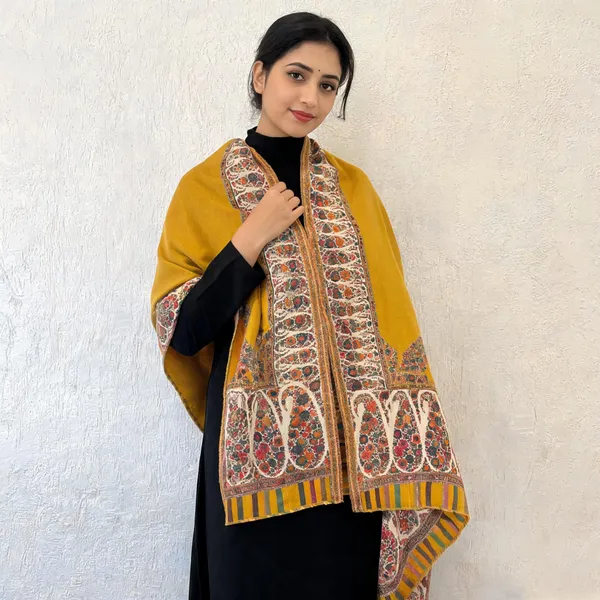 Yellow_Wool_Shawl_For_Unisex