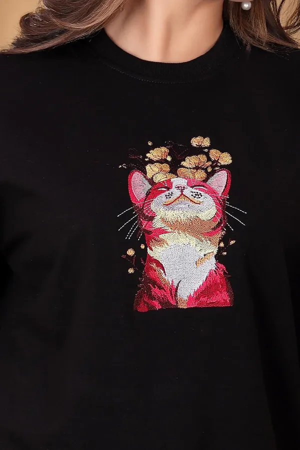 Embroidered_T_Shirt