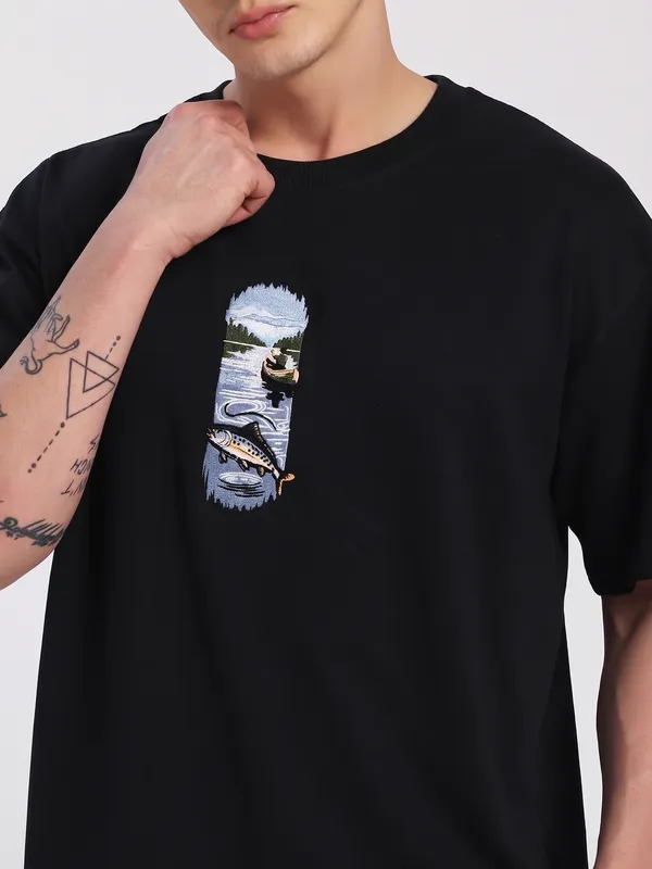 Black_Regular_Fit_Embroidered_T-Shirt_for_Men