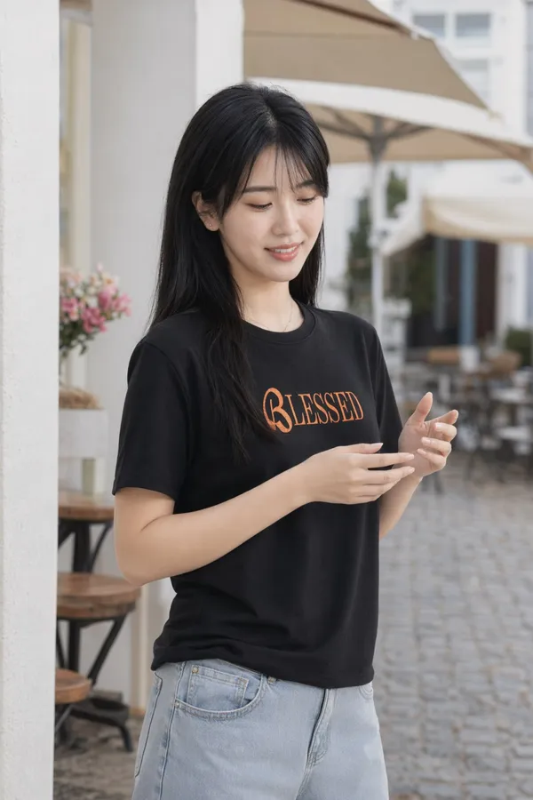Black_Casual_Fit_Graphic_T-Shirt_for_Women