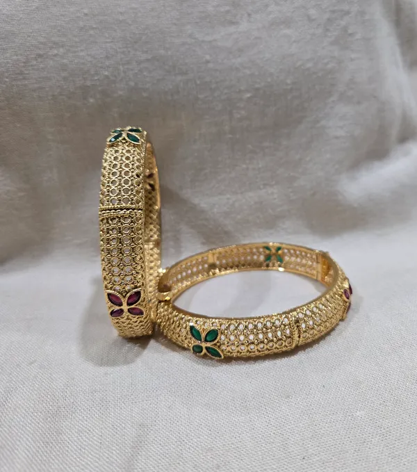 Gold_Tone_Embellished_Bangles_for_Women