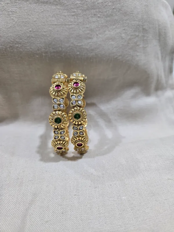 Gold_Tone_Multicolour_Stone_Embellished_Bangles_for_Women