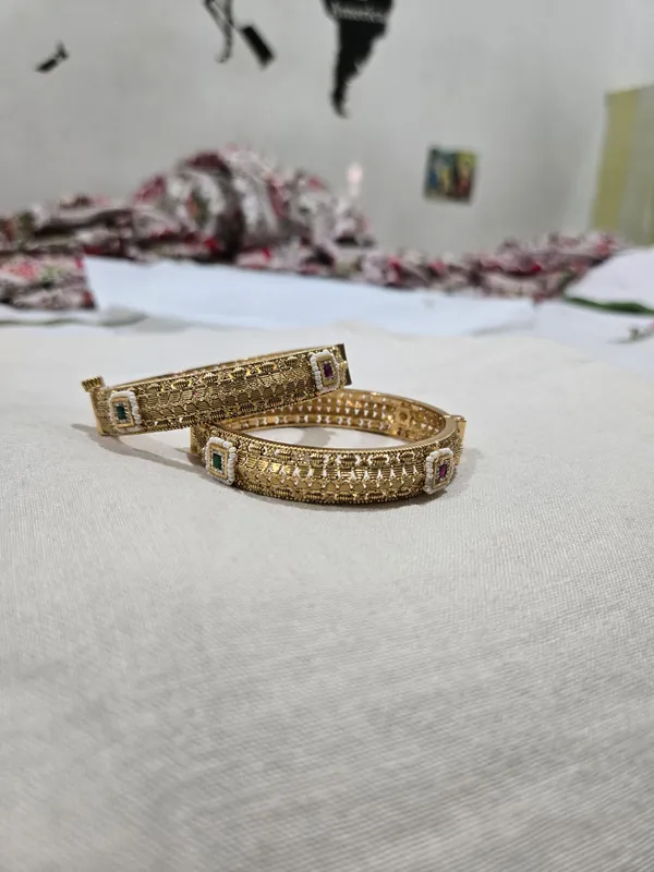Gold_Tone_Embellished_Bangles_for_Women