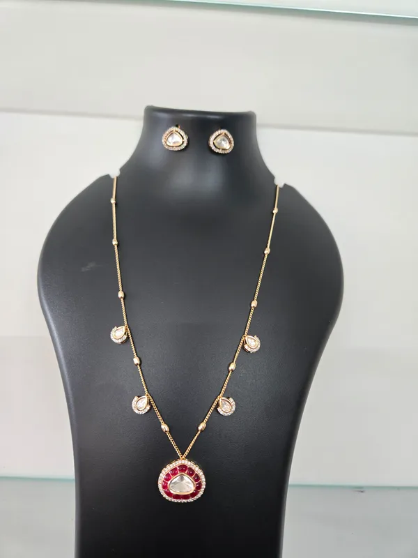 Gold_Tone_Stone_Studded_Necklace_Set_for_Women