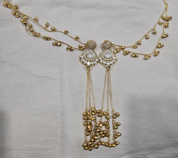 Gold_Tone_Bridal_Multi_Layer_Maang_Tikka_for_Women