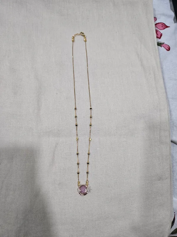 Gold_Tone_Stone_Pendant_Mangalsutra_Necklace_for_Women