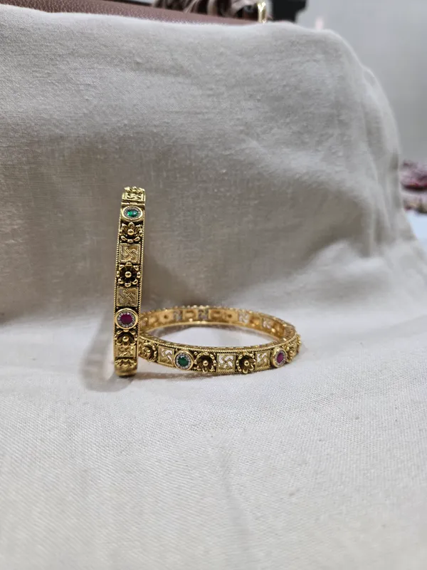 Gold_Tone_Embellished_Bangles_for_Women