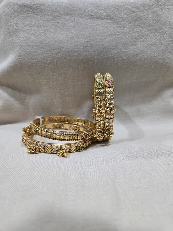 Gold_Tone_Antique_Bangles_Set_for_Women