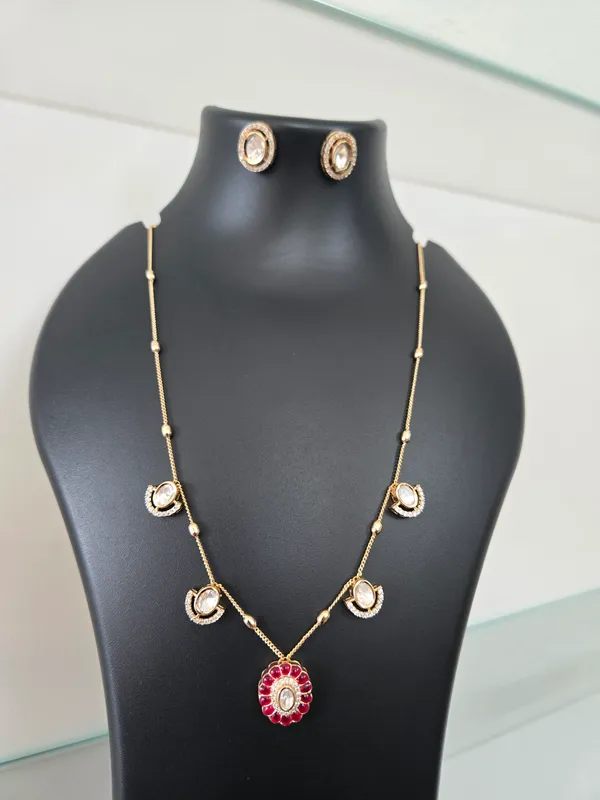 Gold_Tone_Stone_Studded_Necklace_Set_for_Women