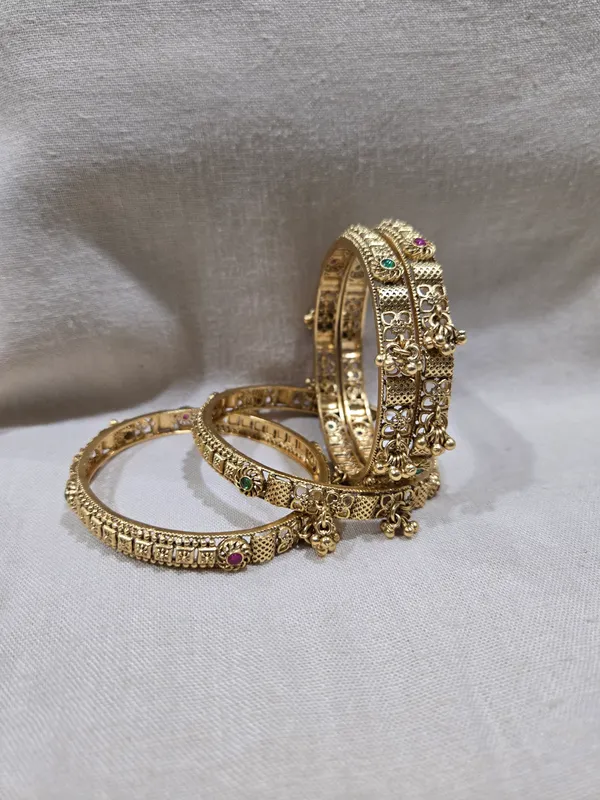 Gold_Tone_Antique_Bangles_Set_for_Women