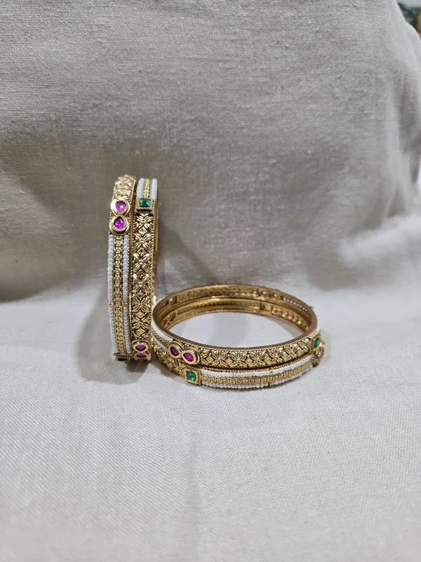 Gold_Tone_Embellished_Bangle_Set_for_Women