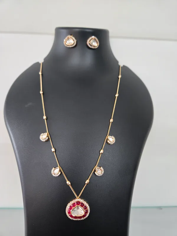 Gold_Tone_Stone_Studded_Necklace_Set_for_Women