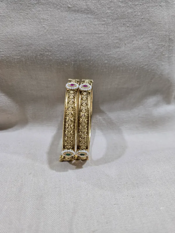 Gold_Tone_Embellished_Bangles_for_Women