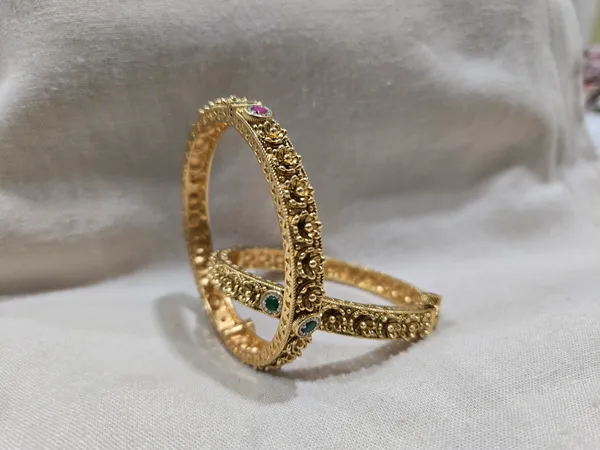 Gold_Tone_Embellished_Bangles_for_Women