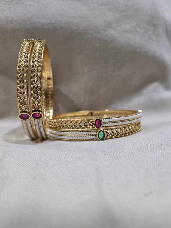 Gold_Tone_Embellished_Bangle_Set_for_Women