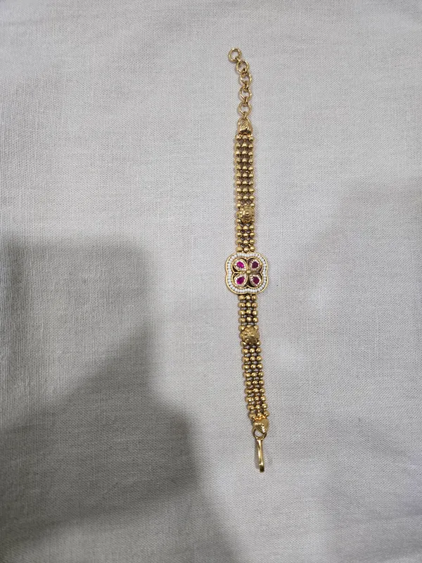 Gold-Tone_Beaded_Bracelet_for_Women
