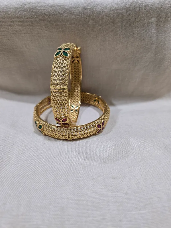 Gold_Tone_Embellished_Bangles_for_Women