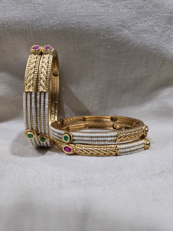 Gold_Tone_Embellished_Stone_Bangles_Set_for_Women