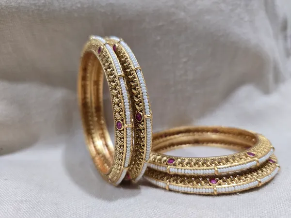 Gold_Tone_Stone_Studded_Bangles_Set_for_Women